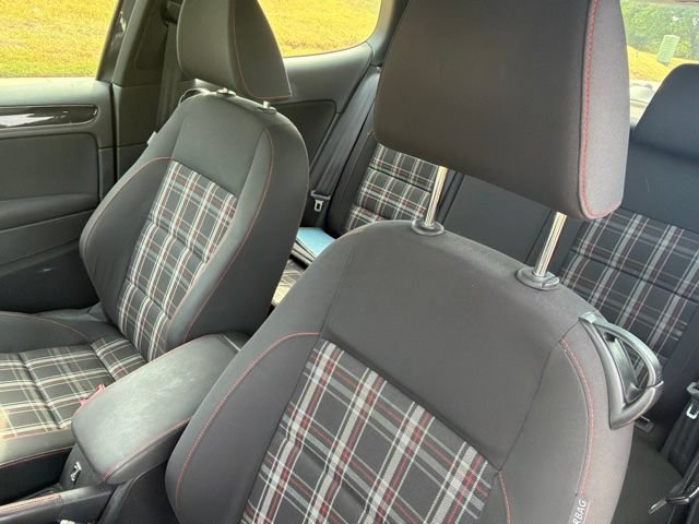 Used 2012 Volkswagen GTI Autobahn FWD image 11