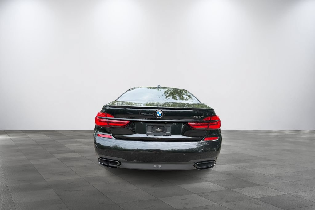 Used 2018 BMW 750i RWD image 5