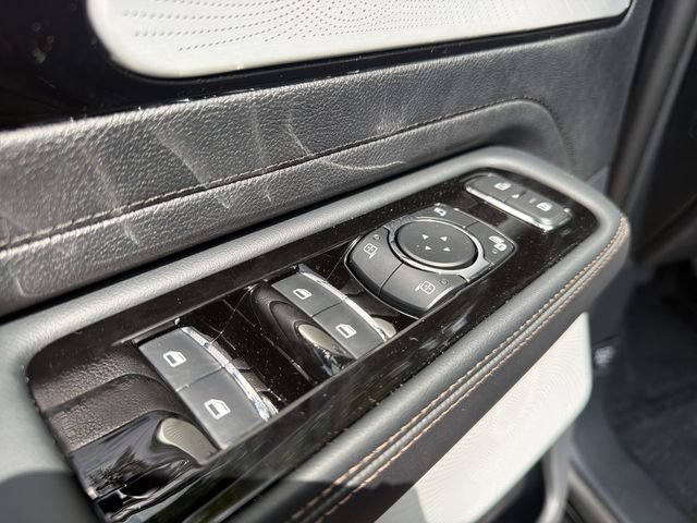 New 2026 Lincoln Aviator Reserve AWD/4WD image 13