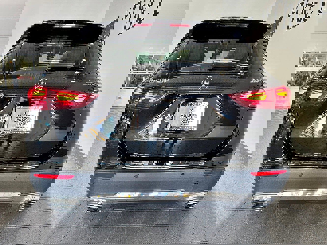 Certified 2025 Mercedes-Benz GLA 250 4MATIC w/ Exclusive Package image 5