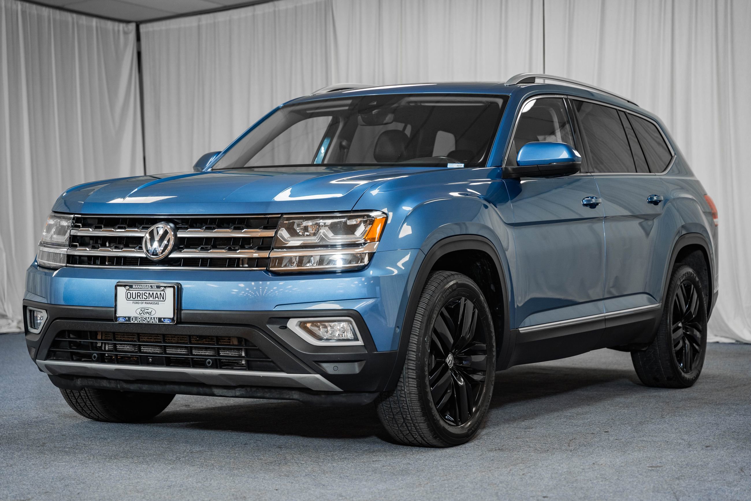 Used 2019 Volkswagen Atlas SEL Premium image 3