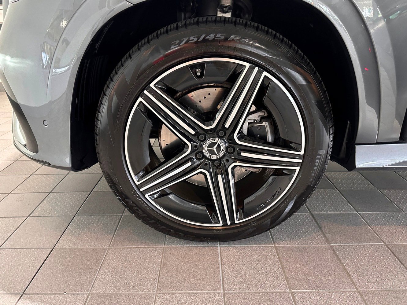 Used 2025 Mercedes-Benz GLE 580 4MATIC image 40