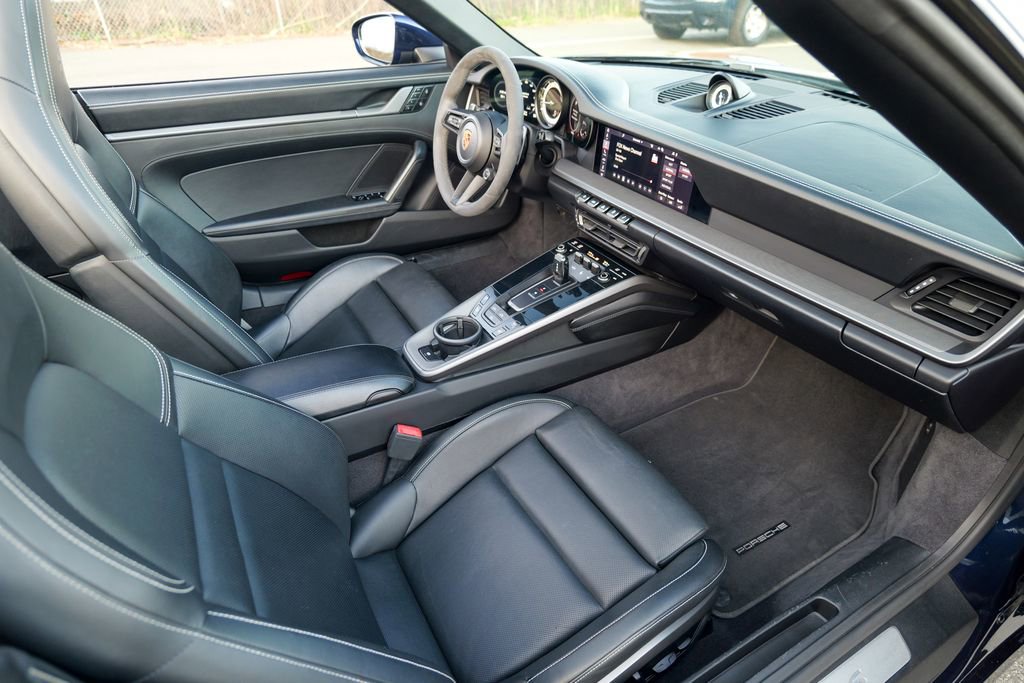 Used 2020 Porsche 911 Carrera S image 38