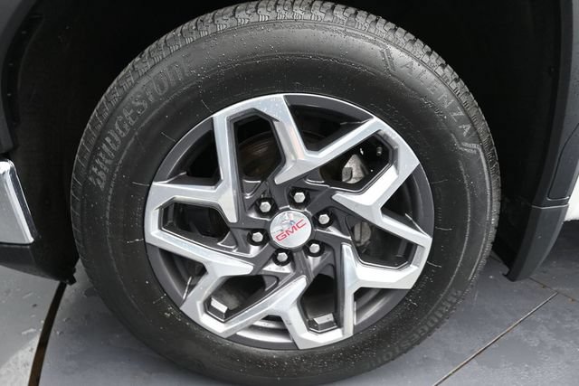 Used 2023 GMC Sierra 1500 SLT w/ SLT Convenience Package AWD/4WD image 38