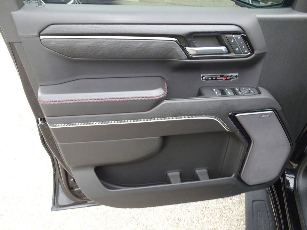 Used 2023 GMC Sierra 1500 AT4X image 16