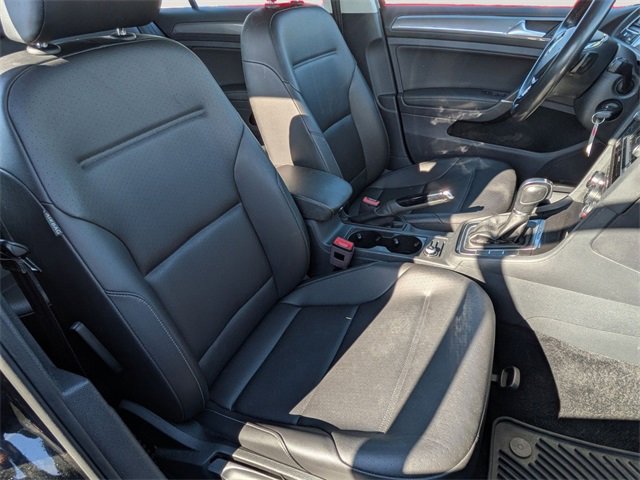 Used 2019 Volkswagen Golf Alltrack S image 30
