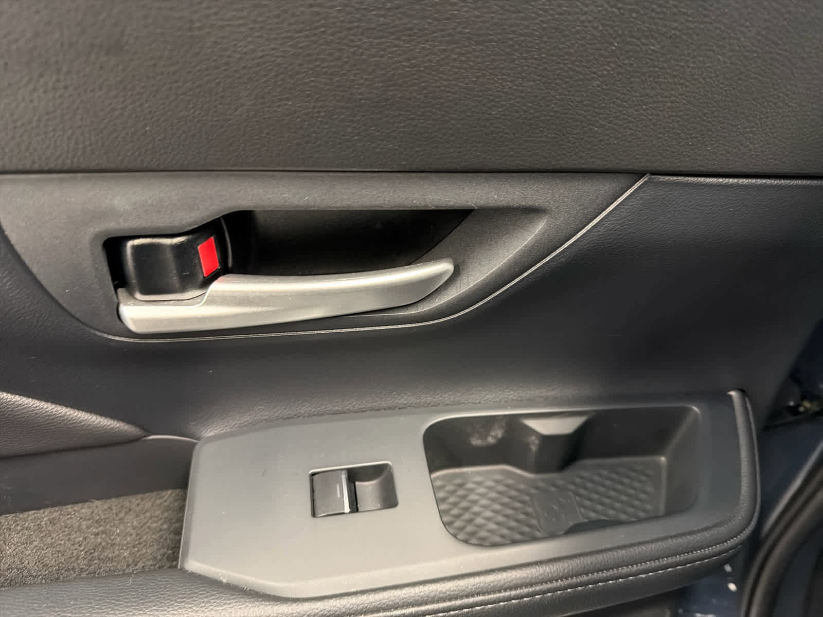 Used 2025 Toyota Grand Highlander FWD image 23