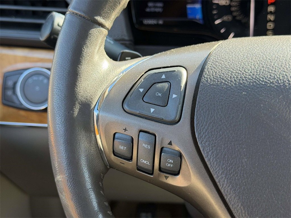 Used 2015 Lincoln MKX AWD w/ Equipment Group 102A image 9