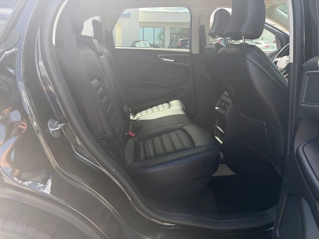 Used 2024 Ford Edge SEL AWD/4WD image 45
