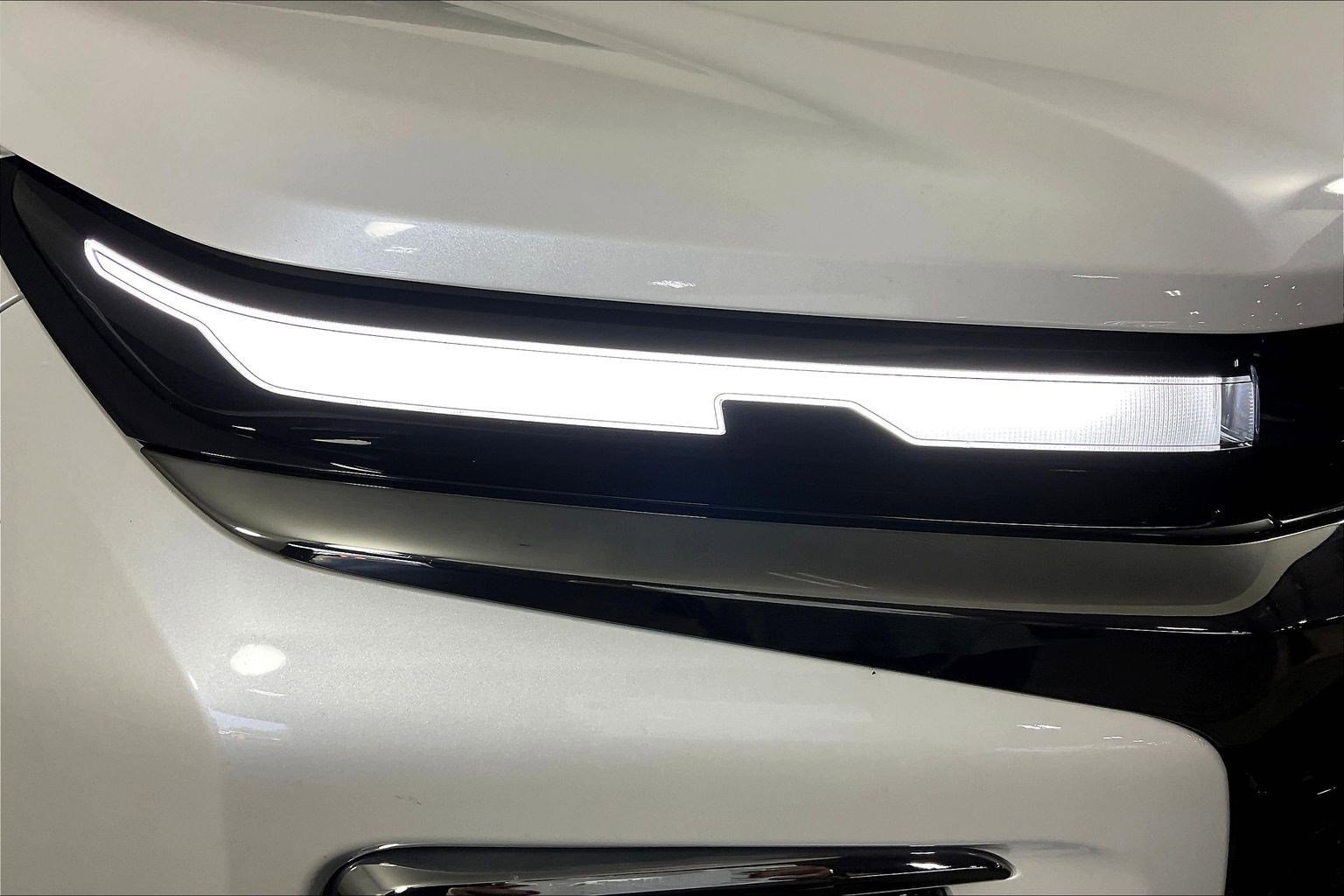 Used 2024 Chevrolet Traverse Z71 w/ Enhanced Driving Package image 32