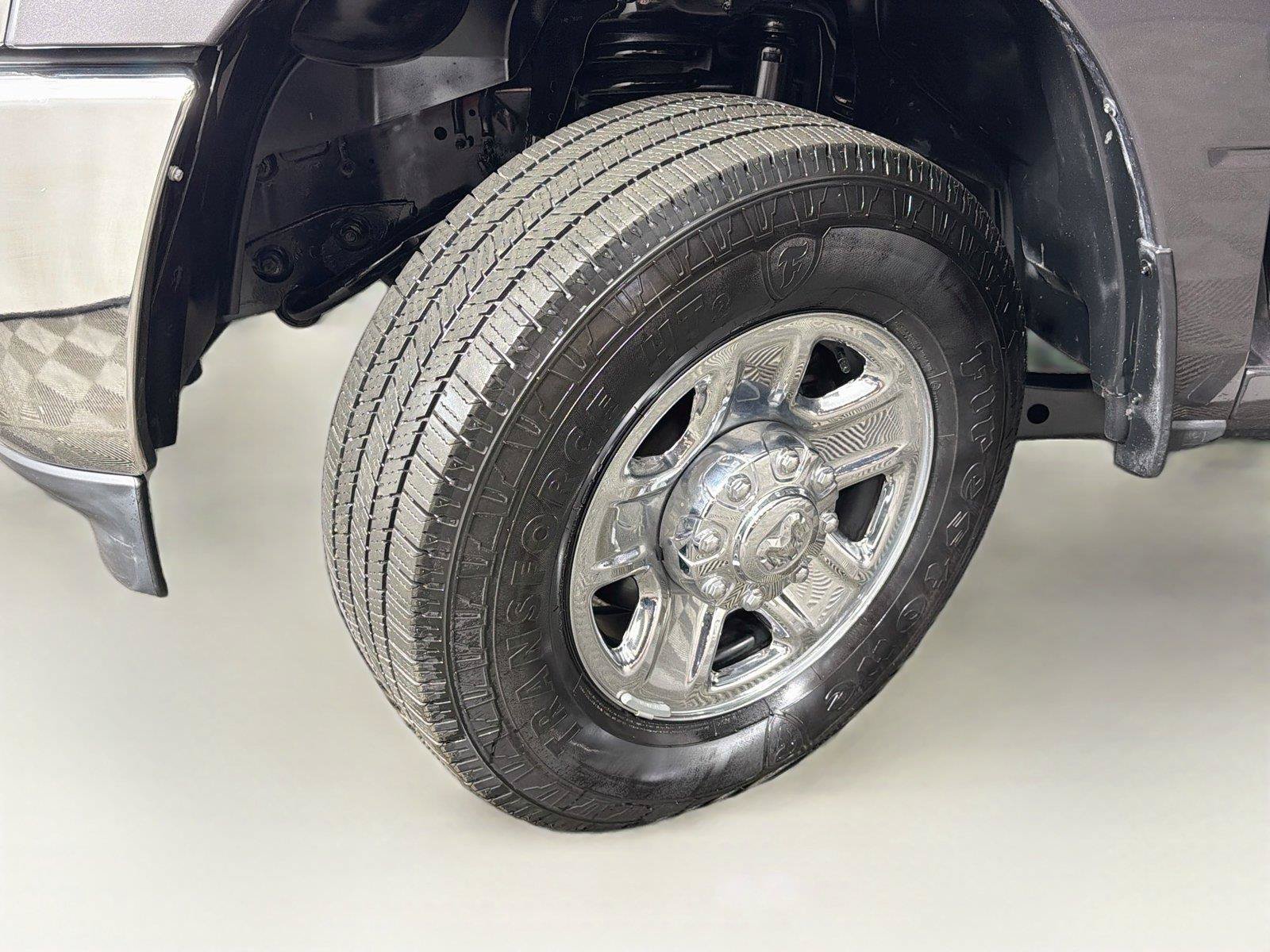 Used 2025 RAM 2500 Tradesman w/ Chrome Appearance Group AWD/4WD image 36