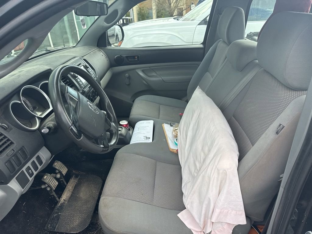 Used 2013 Toyota Tacoma 2WD Regular Cab image 8