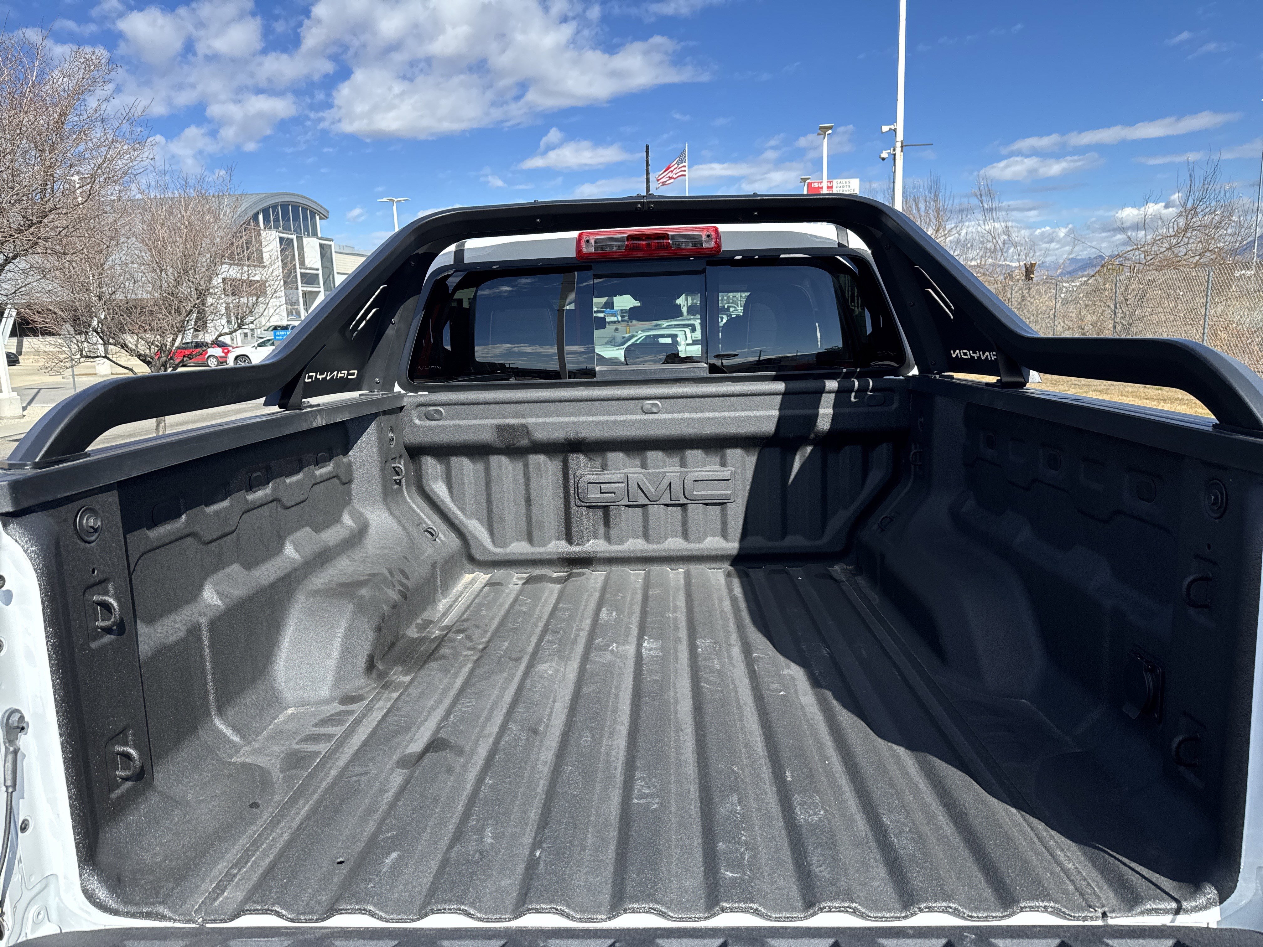 Used 2025 GMC Canyon AT4 w/ Nightfall Edition image 24