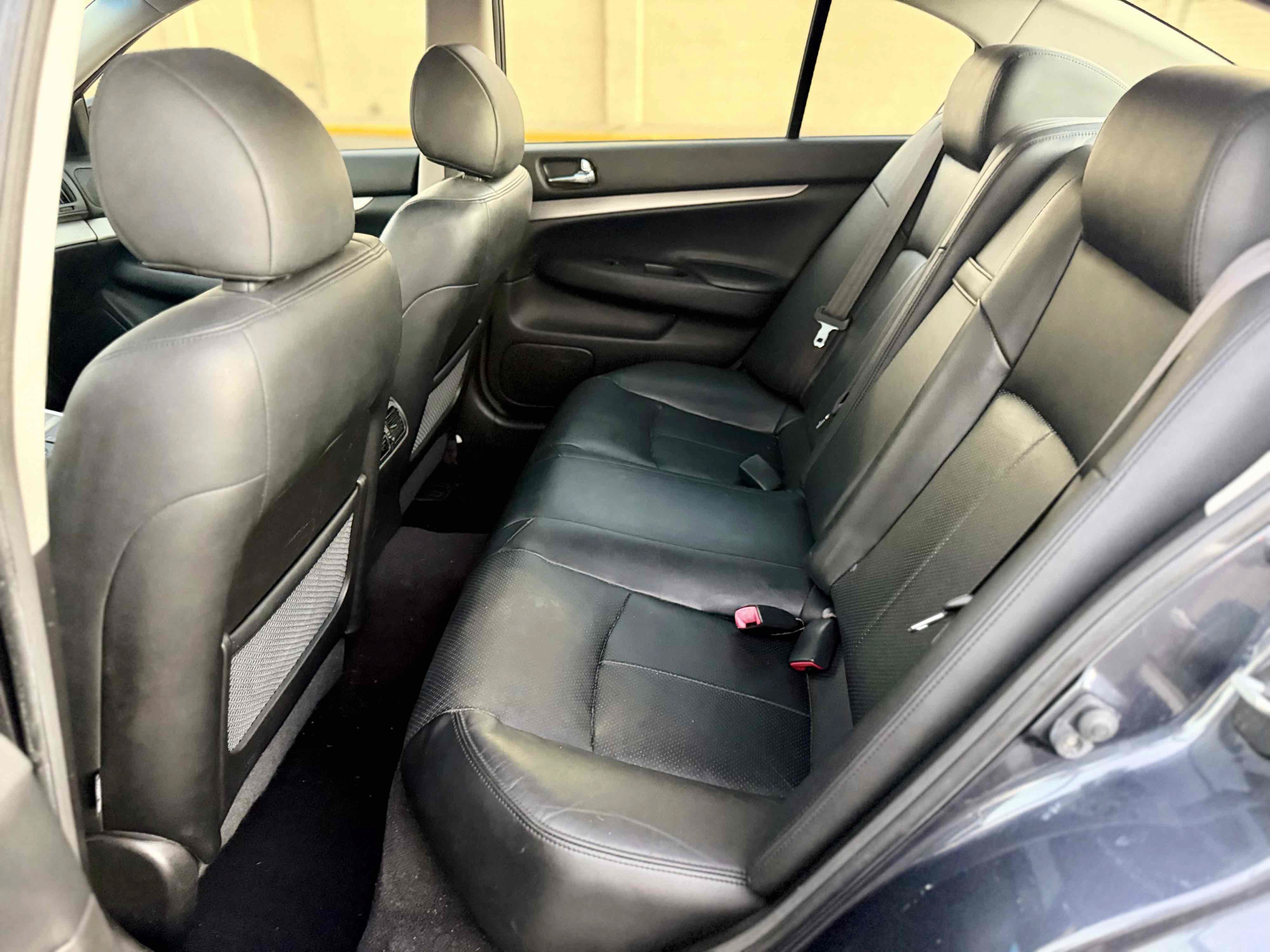 Used 2012 INFINITI G37 x Sedan w/ Premium Pkg AWD/4WD image 14