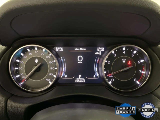 Used 2021 Maserati Levante image 13