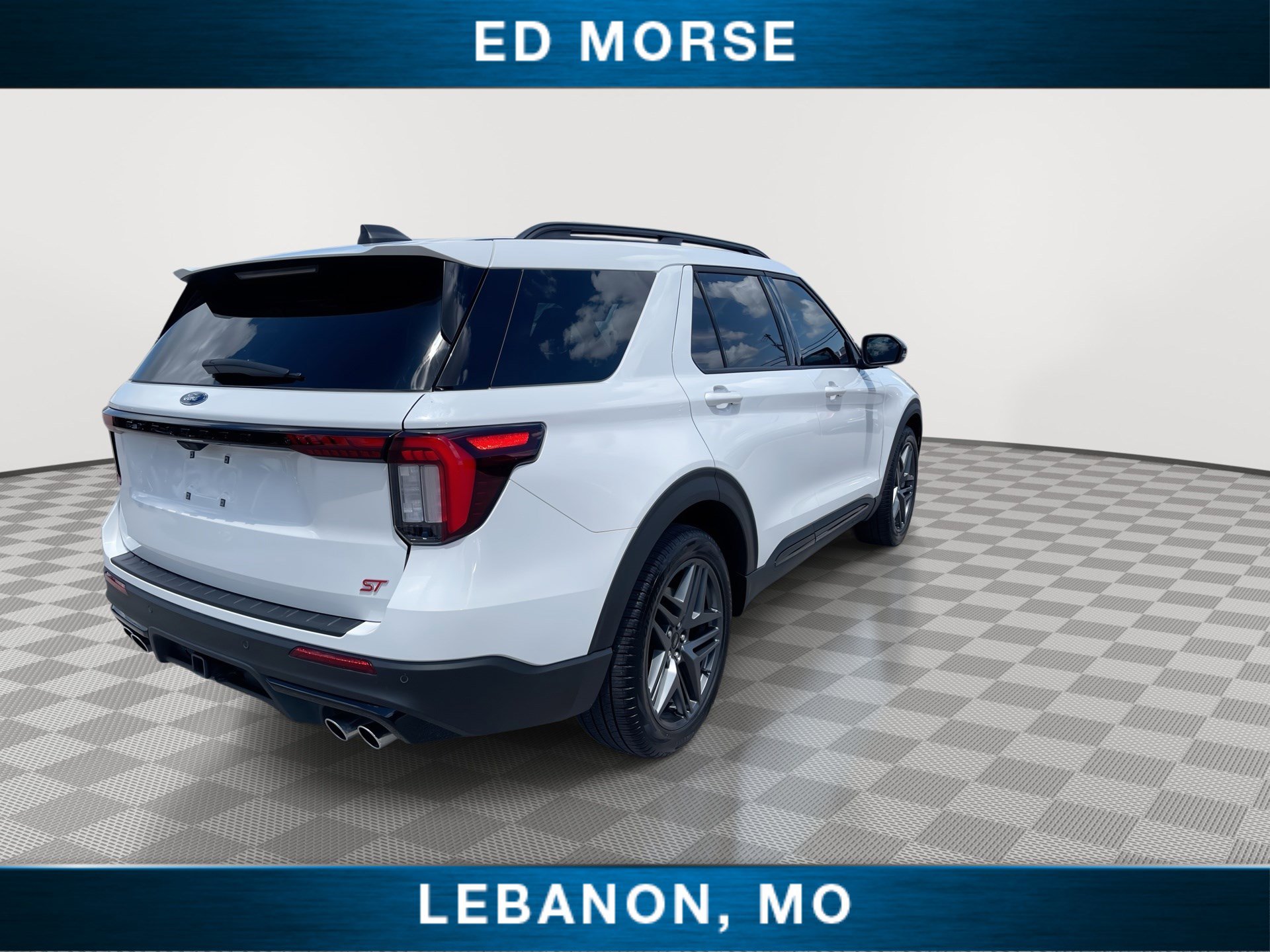 Certified 2025 Ford Explorer ST AWD/4WD image 8