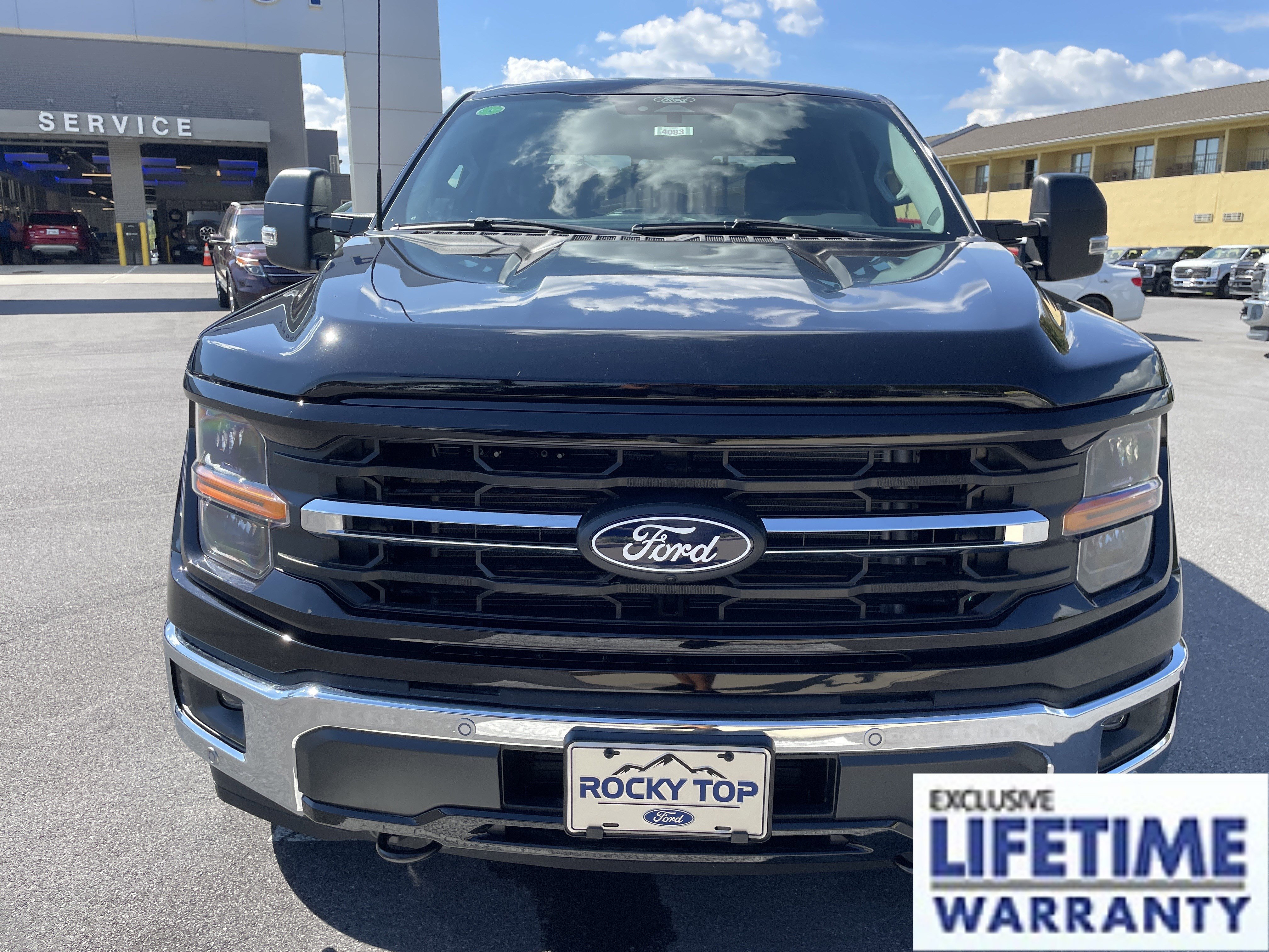 New 2025 Ford F150 XLT w/ Equipment Group 302A MID image 2