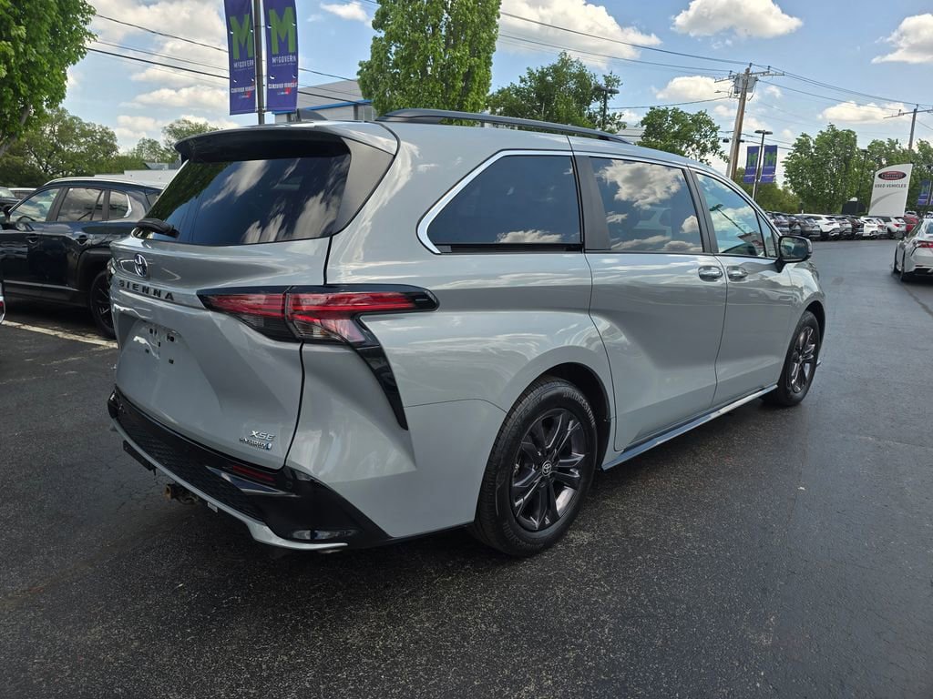 Certified 2024 Toyota Sienna XSE w/ XSE Plus Package AWD/4WD image 7