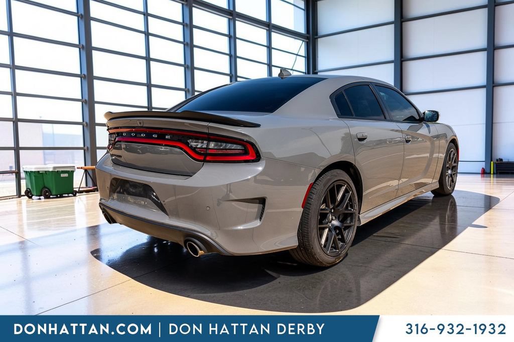 Used 2017 Dodge Charger R/T RWD image 31