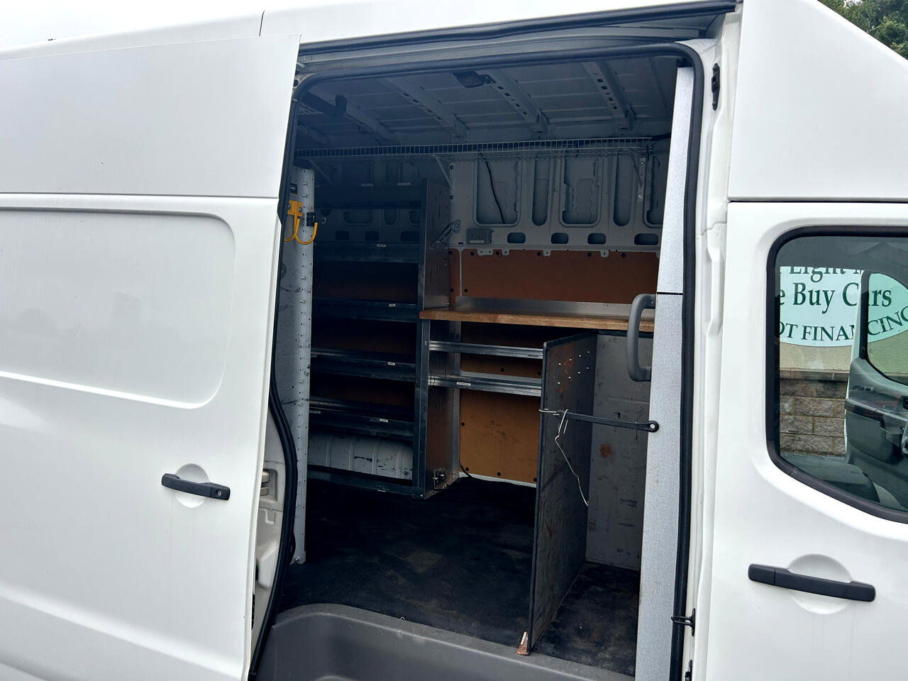 Used 2017 Nissan NV 3500 SV image 8