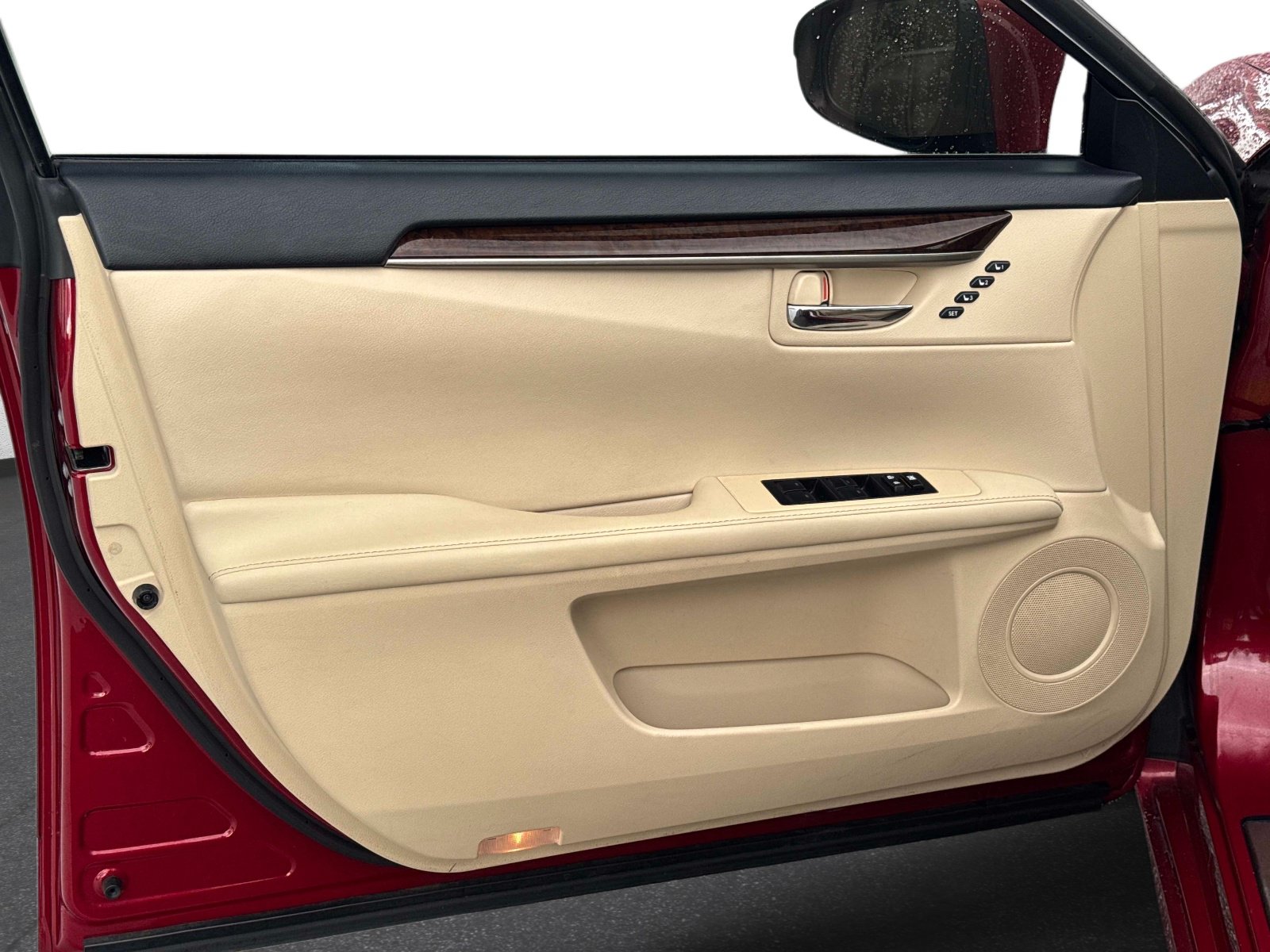 Used 2015 Lexus ES 350 w/ Luxury Package FWD image 17