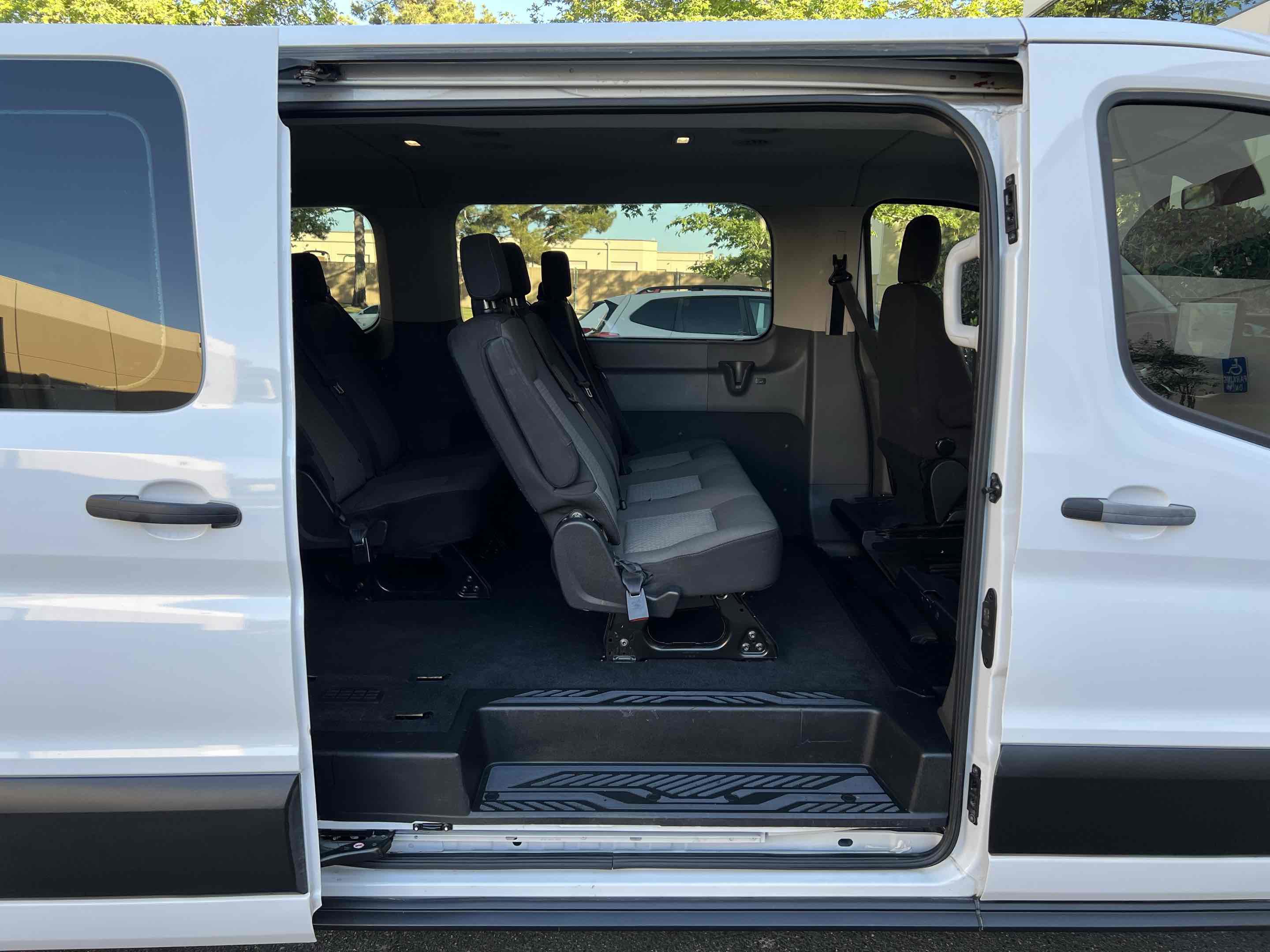 Used 2024 Ford Transit 350 XLT RWD image 34