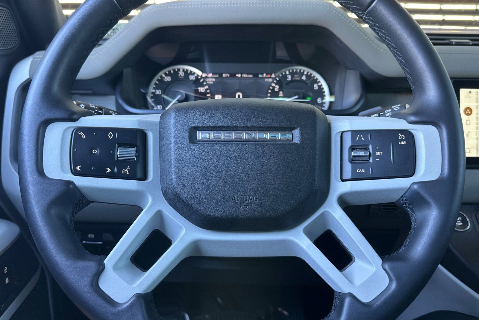 Certified 2023 Land Rover Defender 110 SE image 17