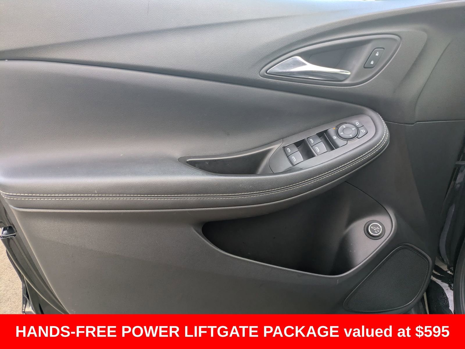 Used 2022 Buick Encore GX Select image 25