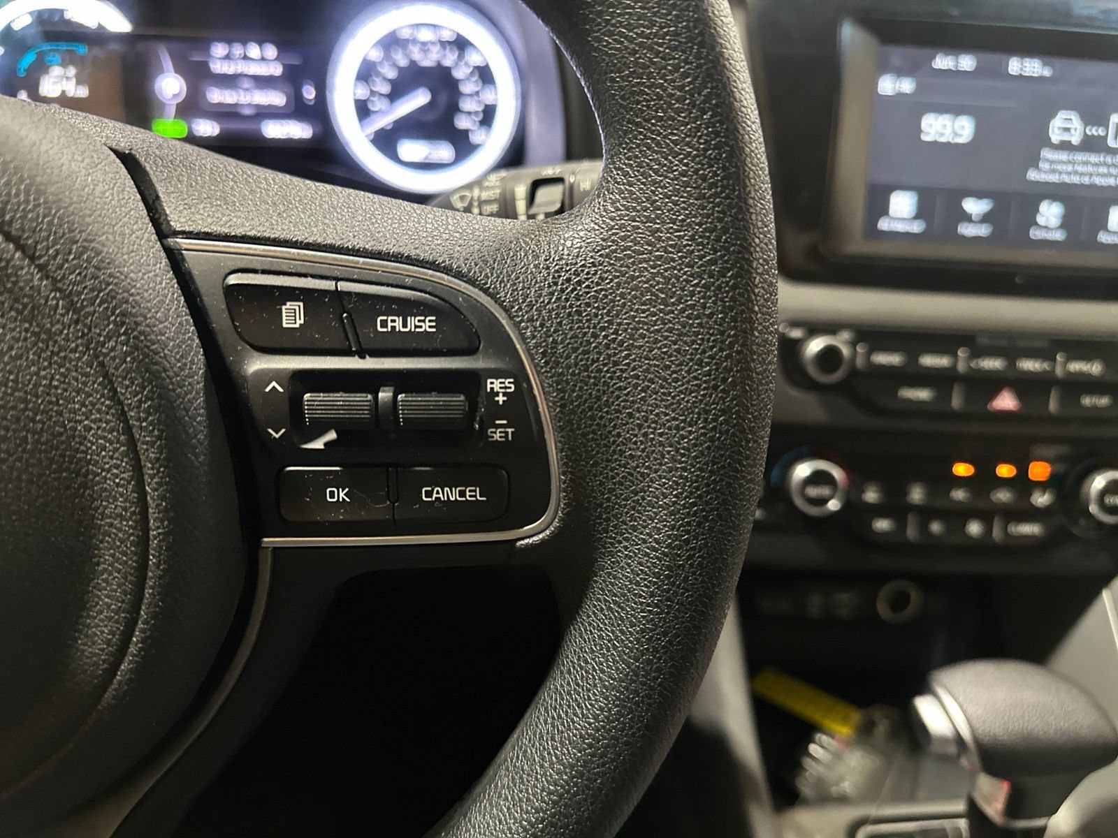 Used 2019 Kia Niro LX FWD image 20