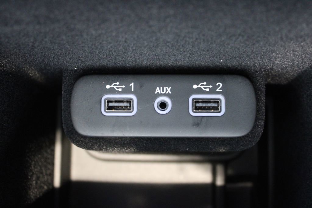 Used 2023 Chrysler 300 Touring L w/ Popular Equipment Group image 16