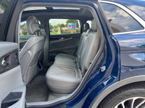 Used 2019 Lincoln Nautilus Reserve AWD/4WD image 7