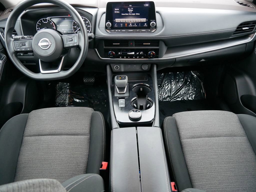 Used 2023 Nissan Rogue SV image 14