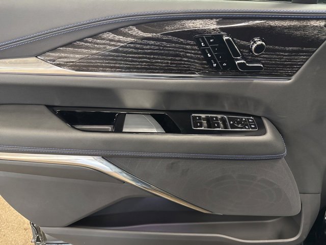 Used 2025 Cadillac Escalade IQ Luxury 1 image 10