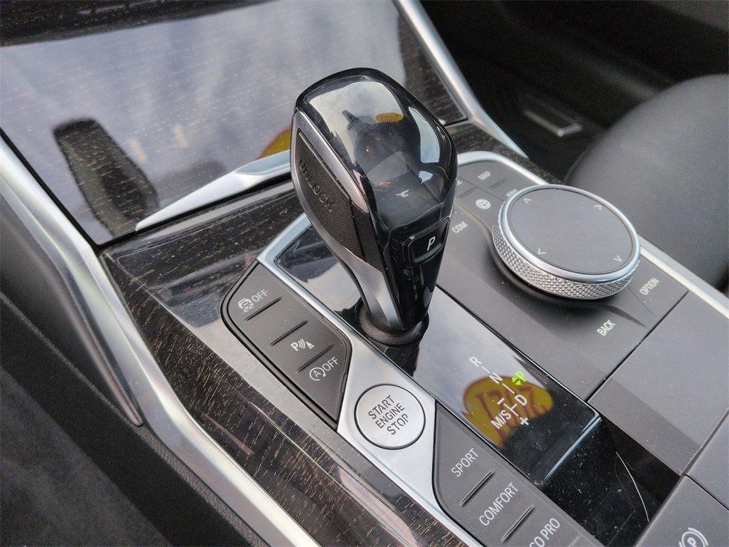 Used 2021 BMW 330i xDrive Sedan w/ Convenience Package image 23