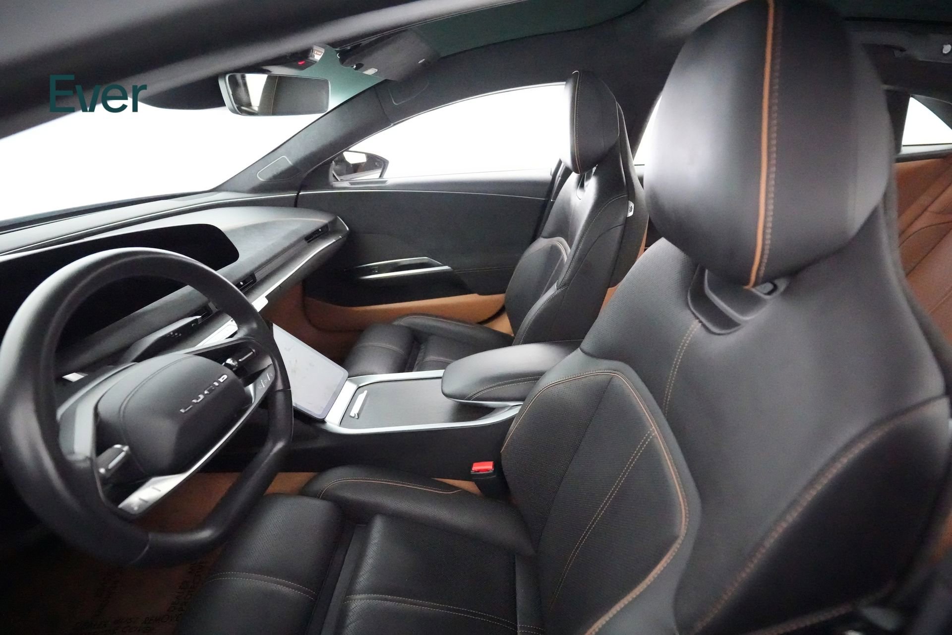 Used 2023 Lucid Air Grand Touring image 4