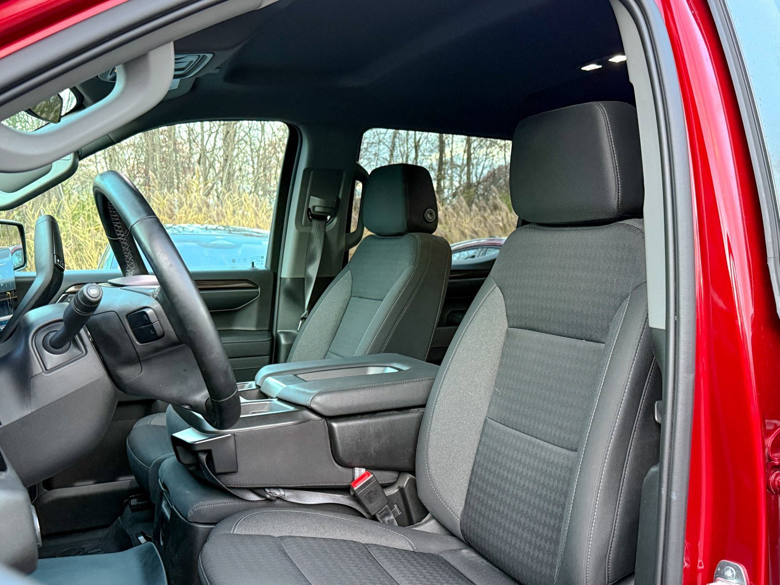 Used 2023 Chevrolet Silverado 1500 LT image 18