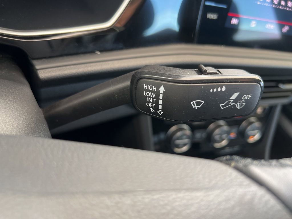 Certified 2024 Volkswagen Jetta SEL FWD image 47