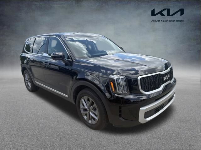 Used 2023 Kia Telluride LX FWD image 1