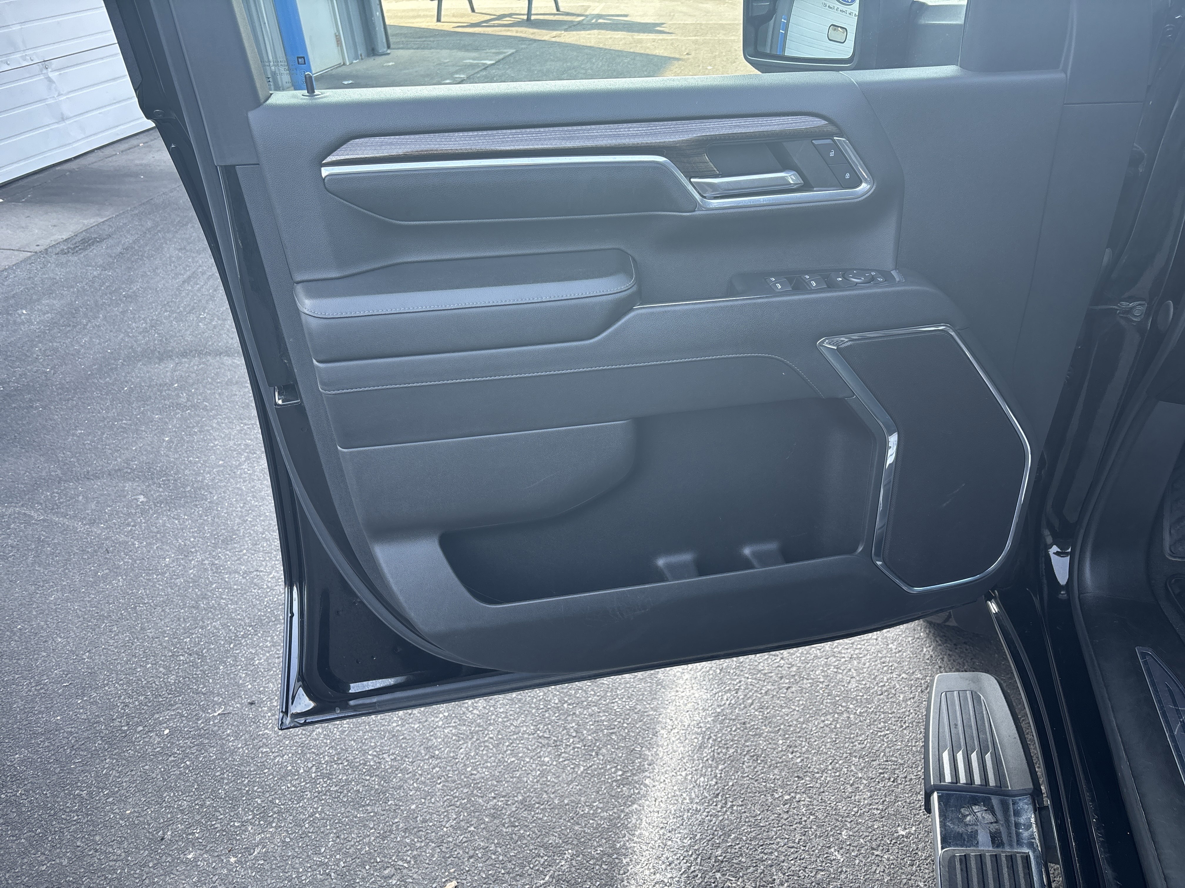 Used 2024 Chevrolet Silverado 2500 LT image 16