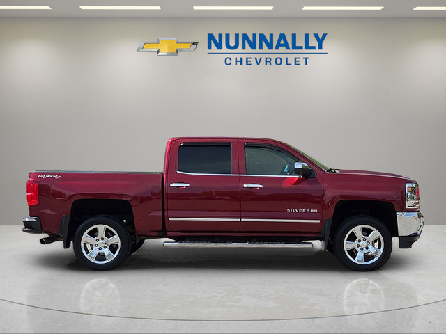 Used 2017 Chevrolet Silverado 1500 LTZ AWD/4WD image 6