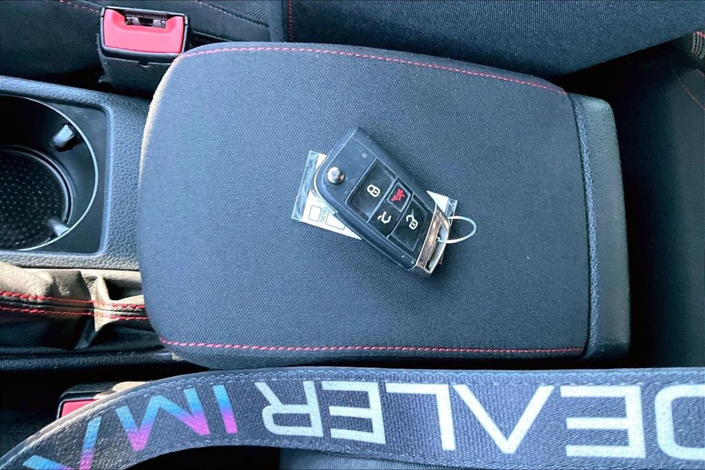 Used 2020 Volkswagen GTI S image 10