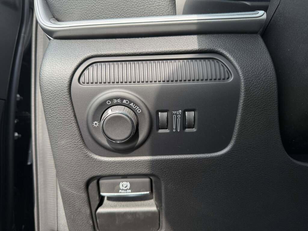 New 2026 Jeep Grand Wagoneer L Limited w/ Premium Group II image 27