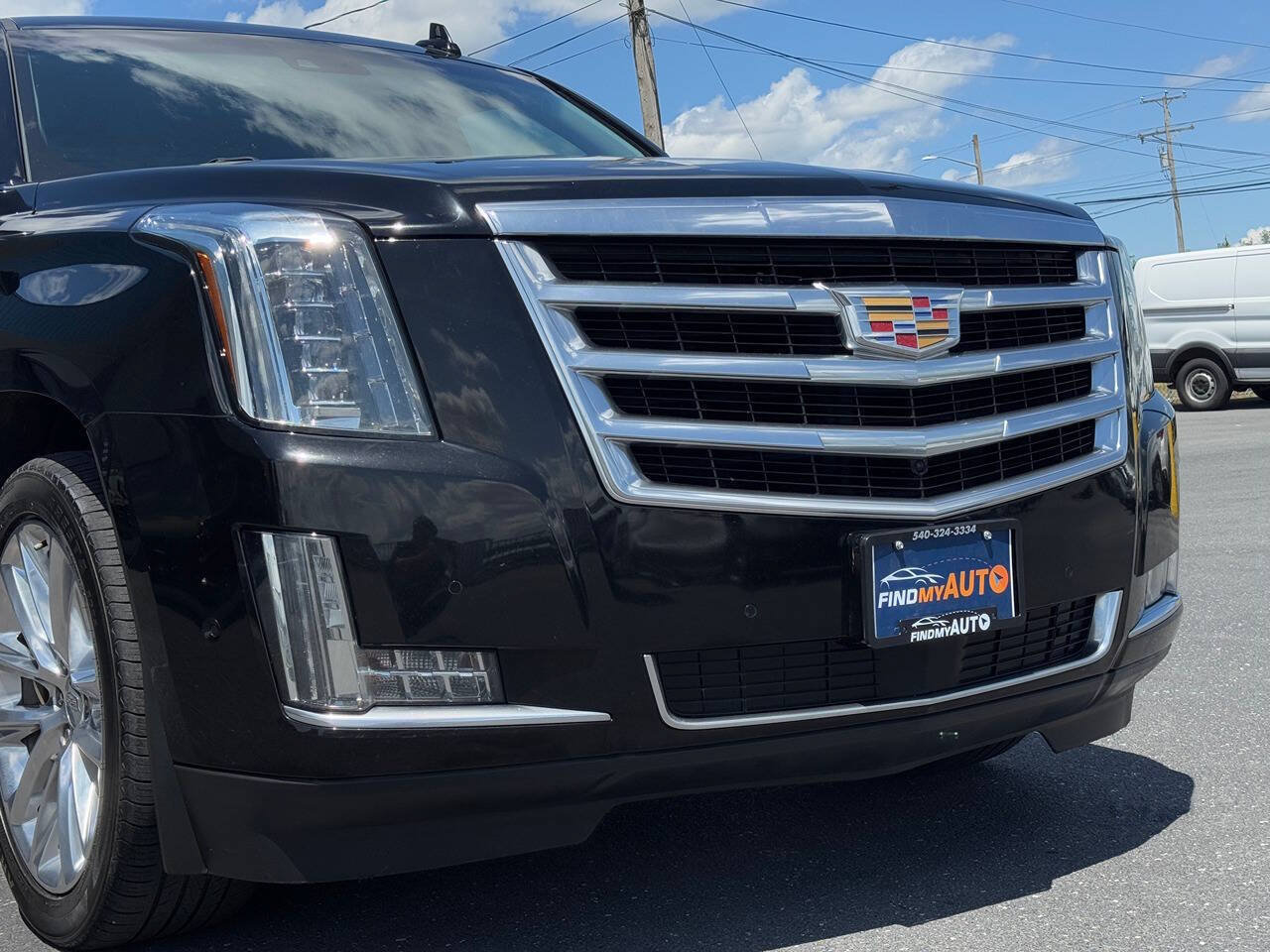Used 2018 Cadillac Escalade ESV Premium Luxury AWD/4WD image 50