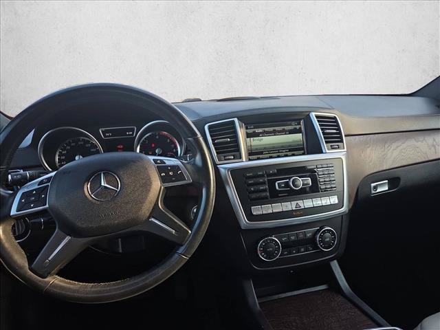 Used 2015 Mercedes-Benz GL 320 BlueTEC 4MATIC image 13