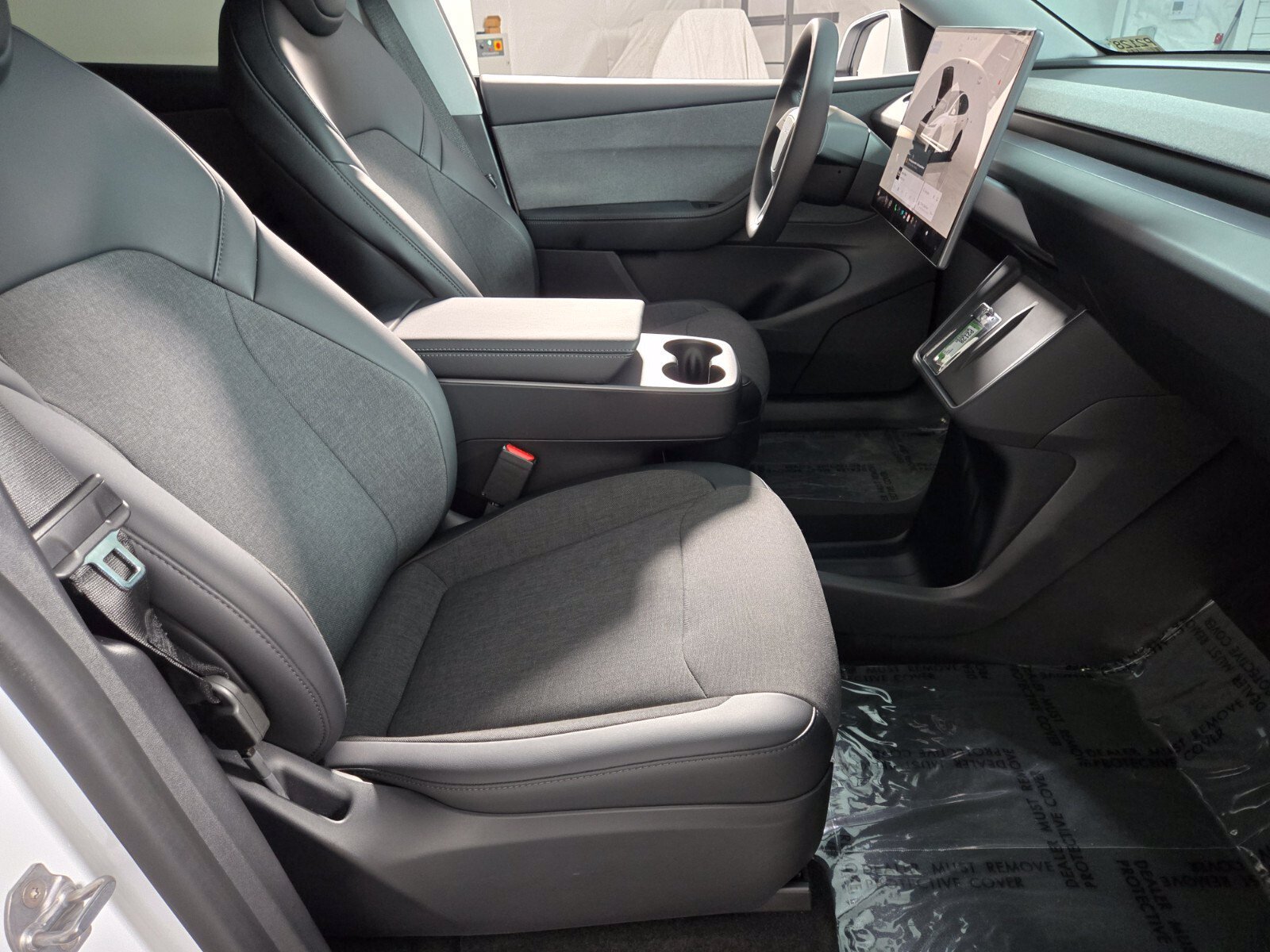 Used 2026 Tesla Model Y AWD image 18