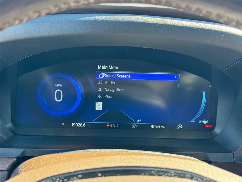 Used 2023 Ford Explorer King Ranch w/ Premium Technology Package image 20