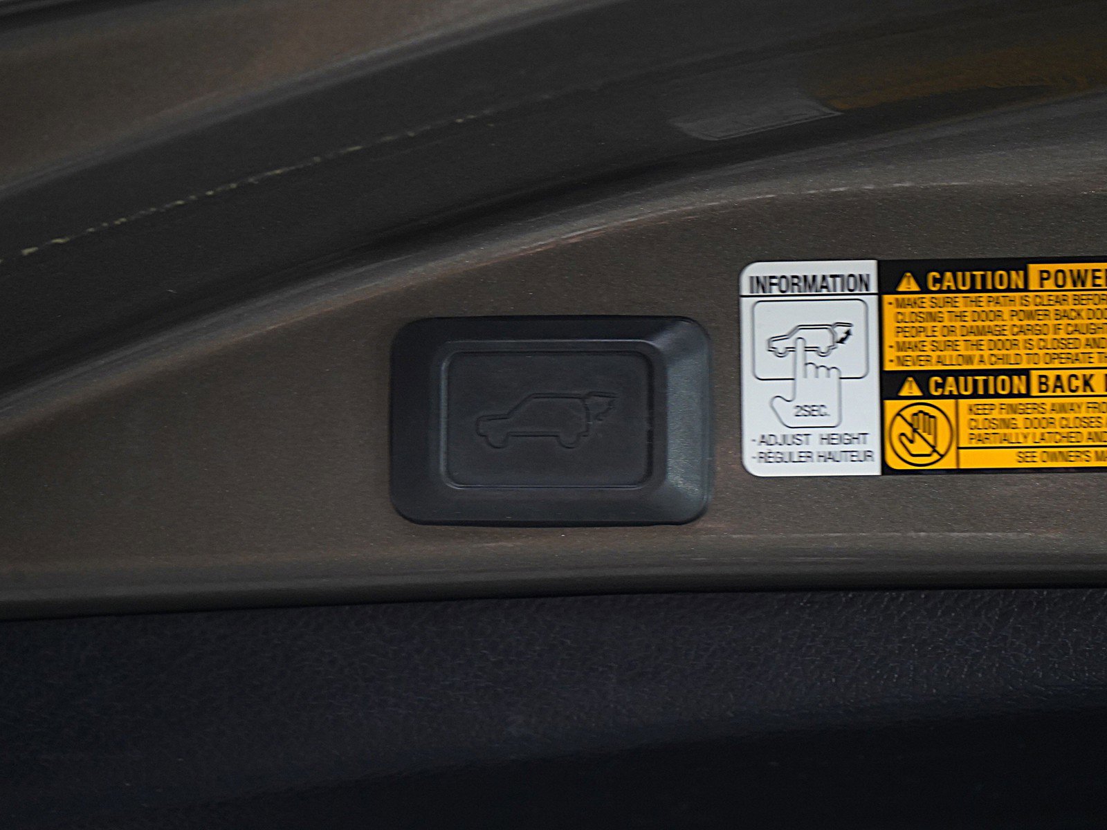 Used 2013 Toyota RAV4 Limited image 16