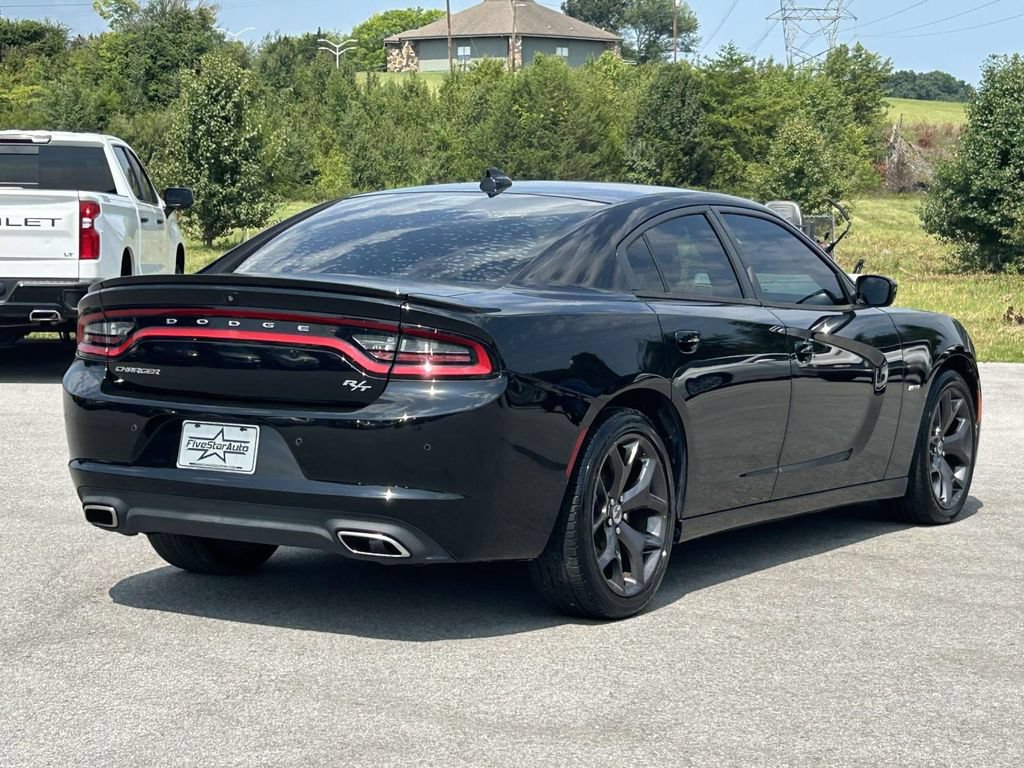 Used 2018 Dodge Charger R/T w/ Navigation & Travel Group RWD image 7
