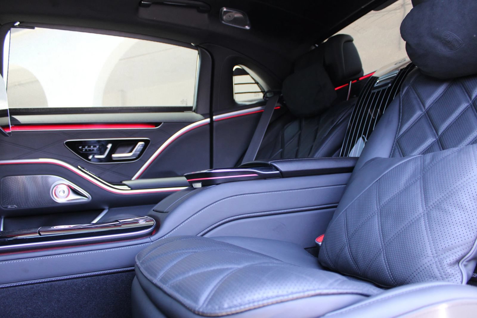 Used 2024 Mercedes-Benz Maybach S 580 4MATIC image 26