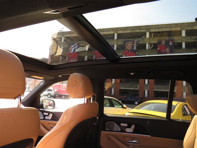 Used 2024 Mercedes-Benz GLS 450 4MATIC image 24